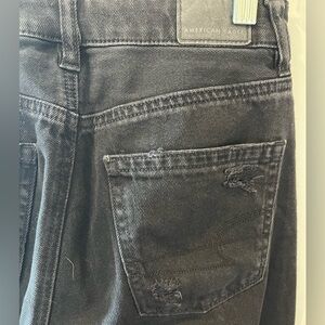American Eagle Straight Mom Jean Size 000